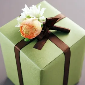 Gifts Card Note and Gifts Packaging Service