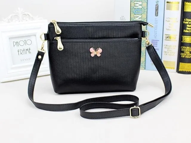 "Free shipping, 2018 new women handbags, fashion bowknot flap, trend Korean version shoulder bag, shell woman messenger bag."