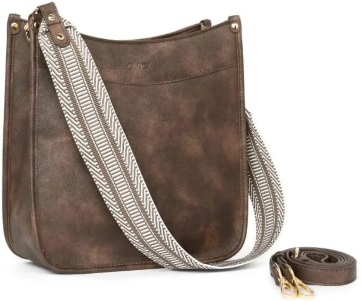 Versatile Elegance: Vegan Leather Crossbody with Adjustable Strap