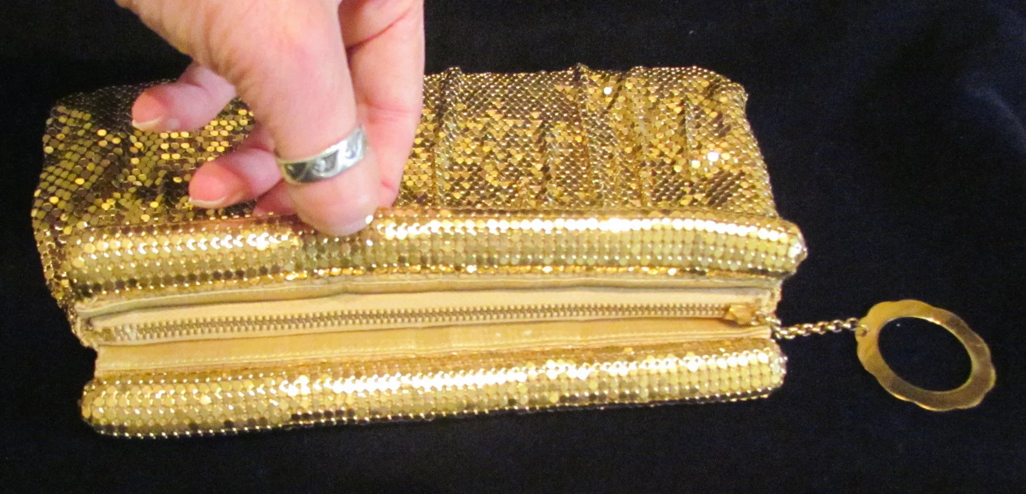 Whiting Davis Gold Mesh Clutch Purse 1940s Formal Evening Bag Unused Mint Condition